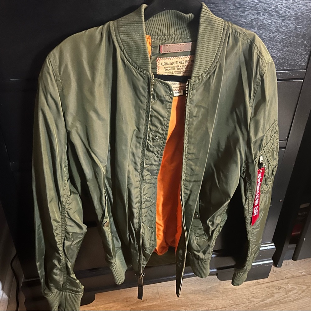 Alpha Industries MA1-TT Bomber Jacket Slim Fit in Dark Green